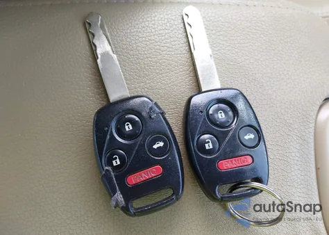 2011 Honda Accord 2.4 Se z USA, uszkodzony, nr VIN 1HGCP2F61BA050632